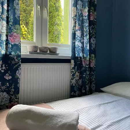 게스트하우스 Domek Zielony