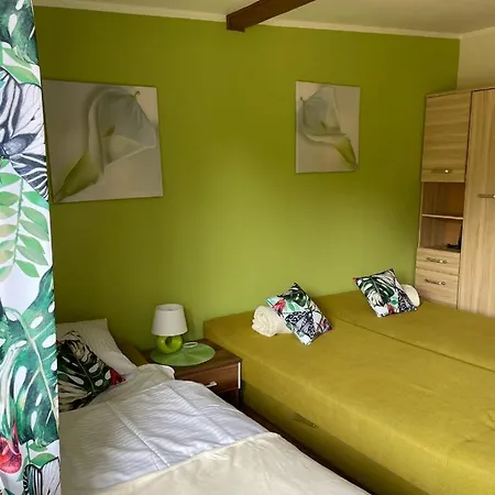Domek Zielony Guest house
