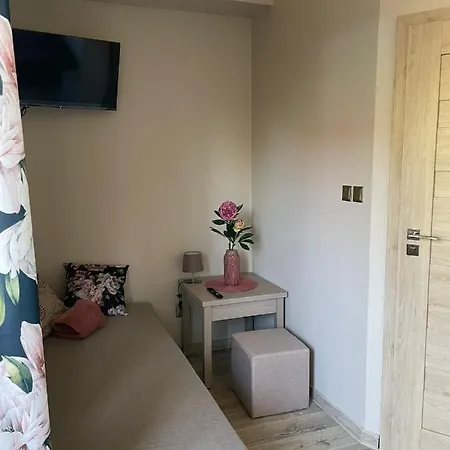 Guest house Domek Zielony *